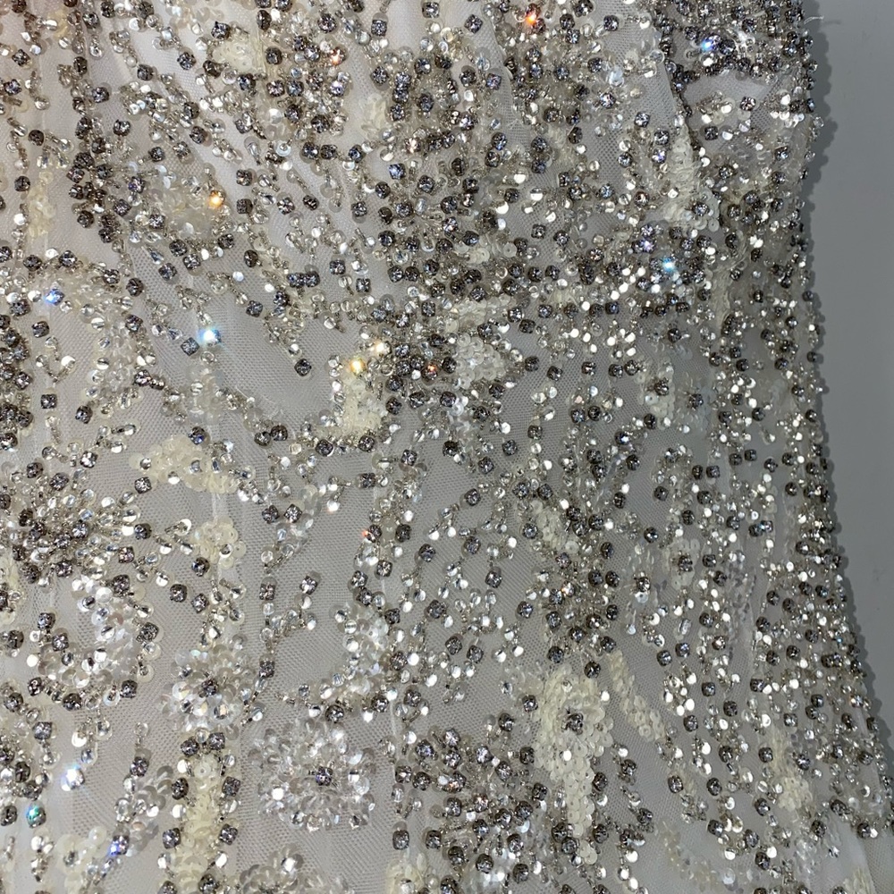 Sherri Hill Culture White Crystal Gown with Organza on the Bottom Size 2 - Picture 6 of 8